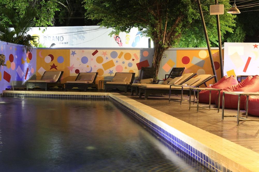 Banyan Leaf Hotel 시엠리아프 외부 사진